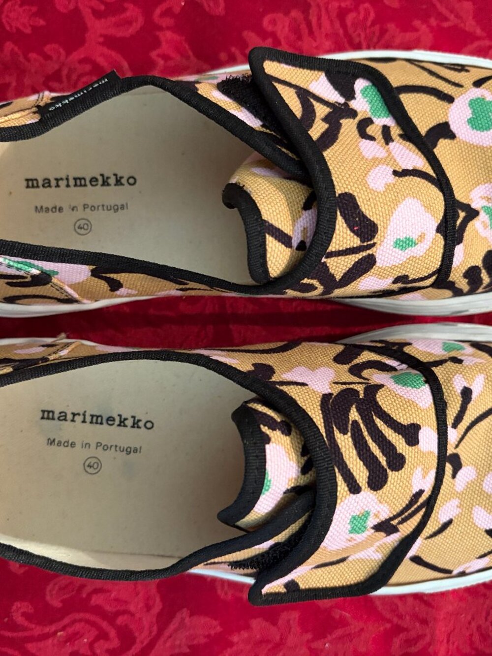 Marimekko Canvas Floral Print Velcro Sneakers Size 40 (9 US)